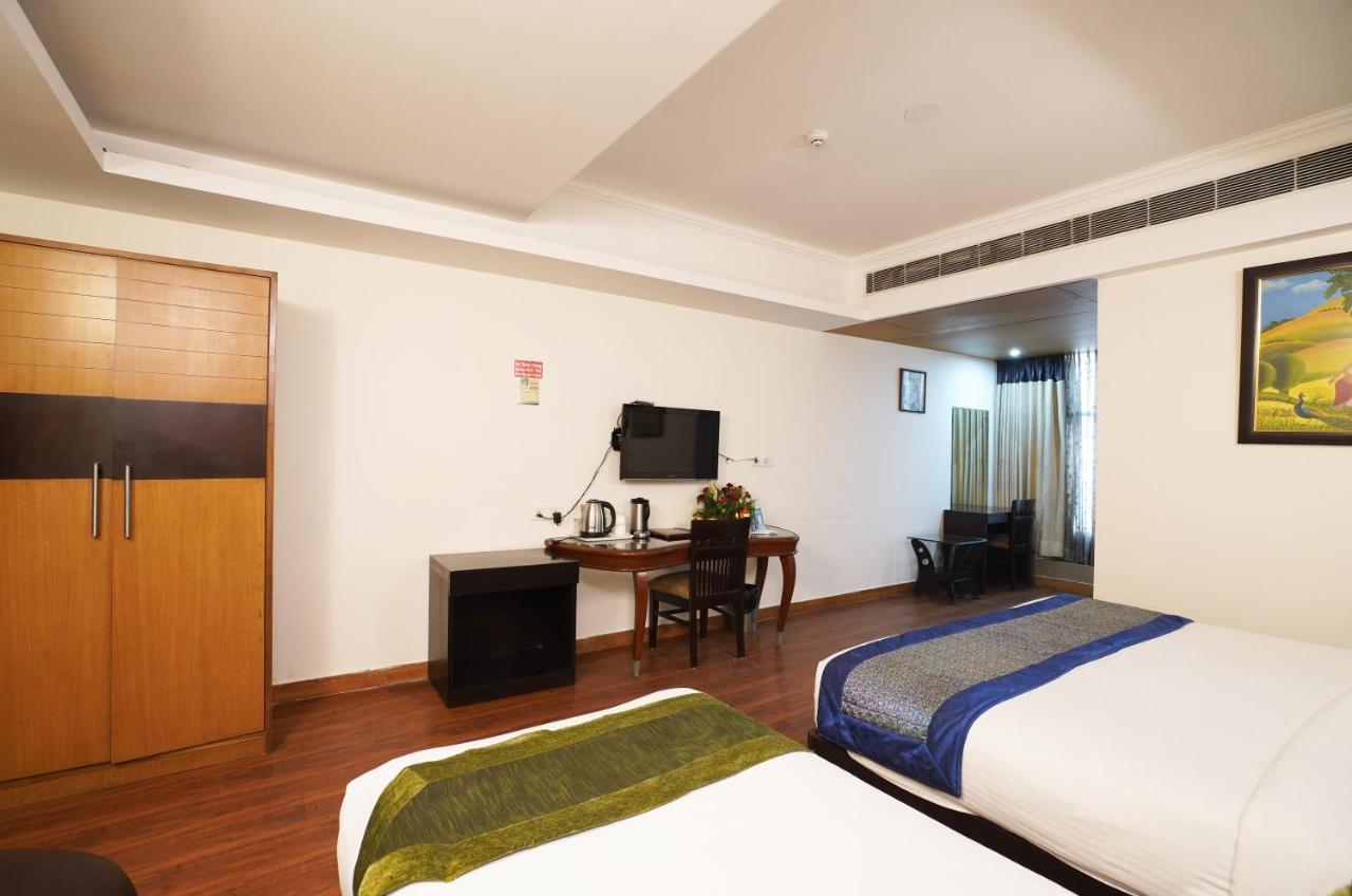 Airport Hotel Grand By Fantasia Nowe Delhi Zewnętrze zdjęcie