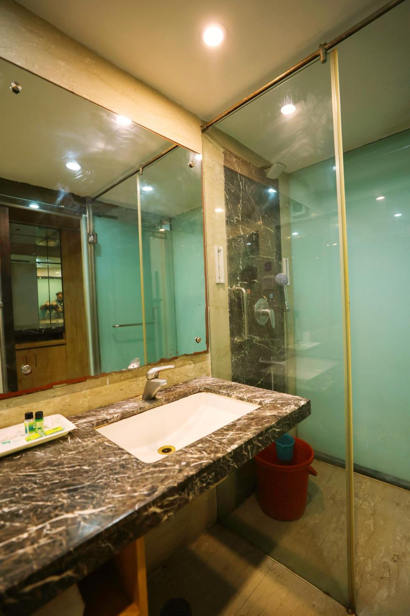 Airport Hotel Grand By Fantasia Nowe Delhi Zewnętrze zdjęcie